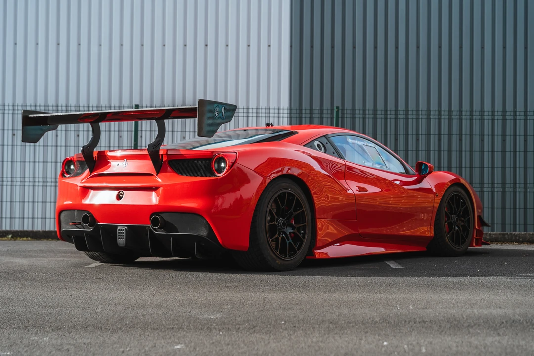 2018 Ferrari 488 - Image 8 of 31