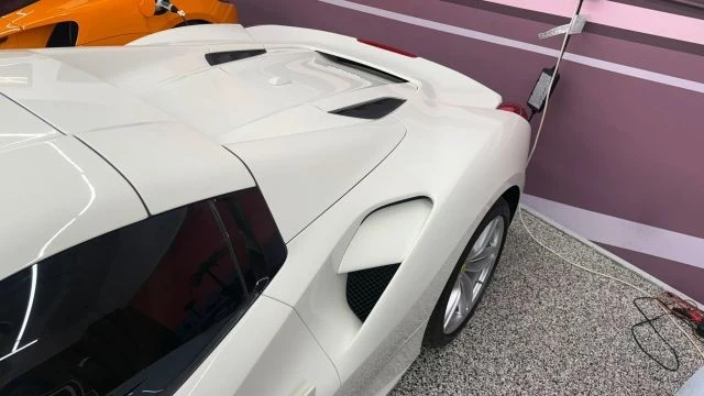 2018 Ferrari 488 Spider - Image 4 of 14