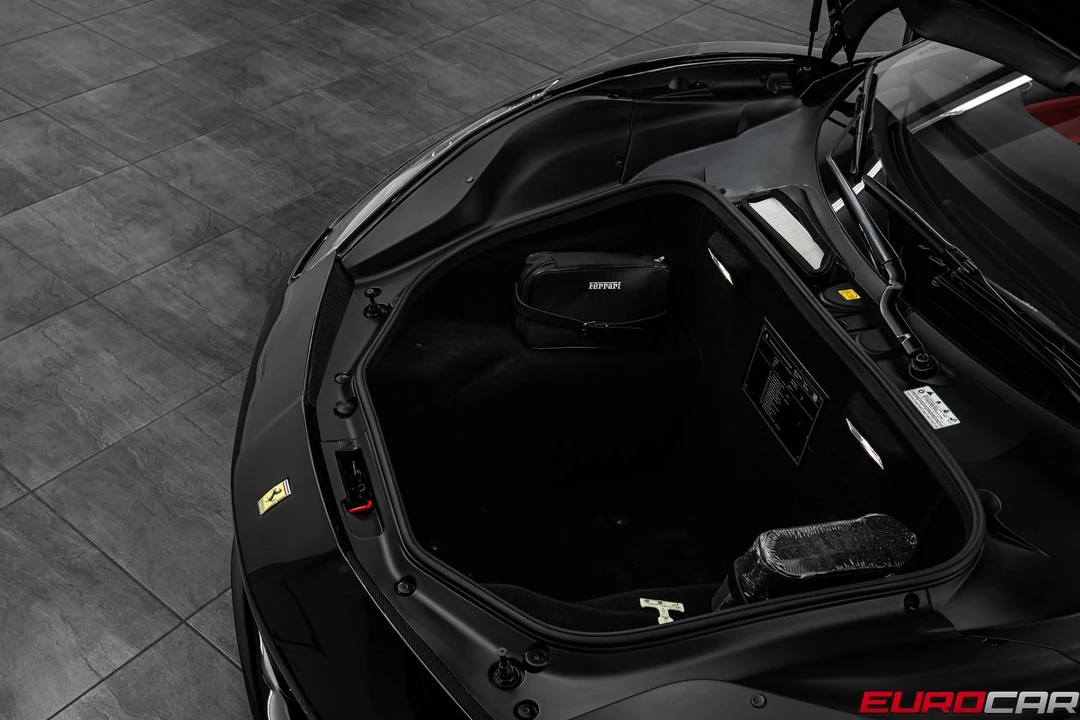 2018 Ferrari 488 GTB - Image 12 of 31