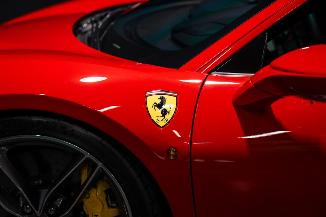 2018 Ferrari 488 GTB - Image 10 of 31