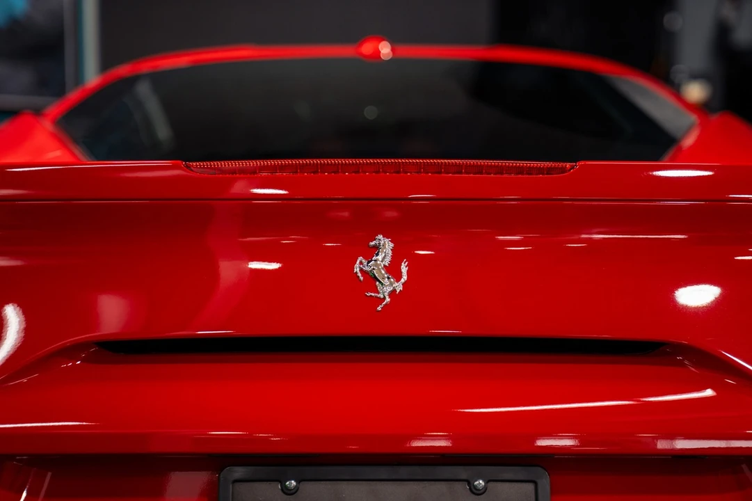 2018 Ferrari 488 GTB - Image 25 of 31