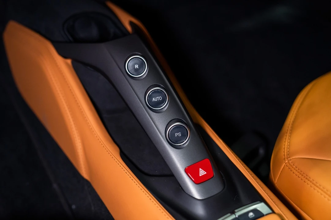 2018 Ferrari 488 GTB - Image 21 of 31