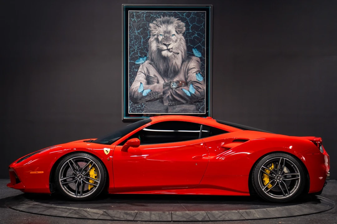 2018 Ferrari 488 GTB - Image 8 of 31