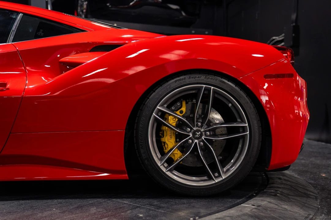 2018 Ferrari 488 GTB - Image 29 of 31