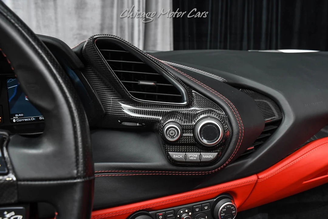 2018 Ferrari 488 GTB - Image 17 of 31