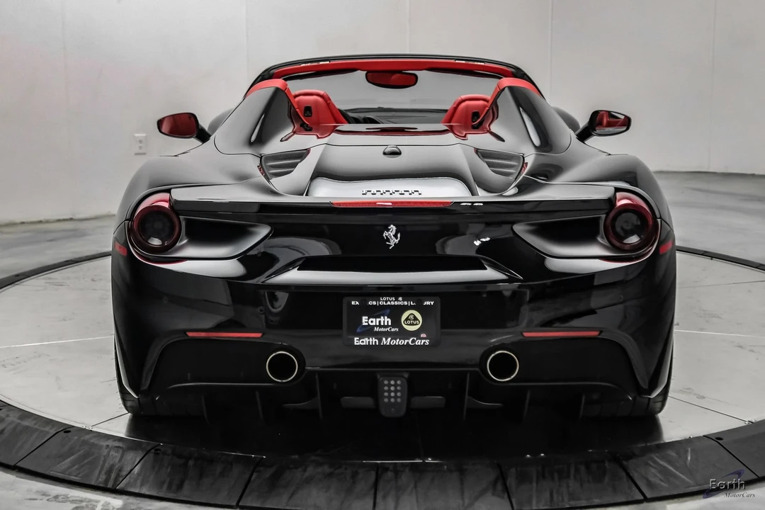 2018 Ferrari 488 GTB - Image 17 of 31