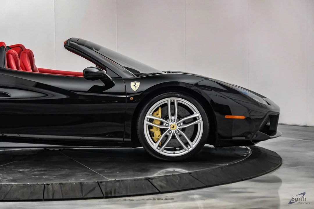 2018 Ferrari 488 GTB - Image 30 of 31