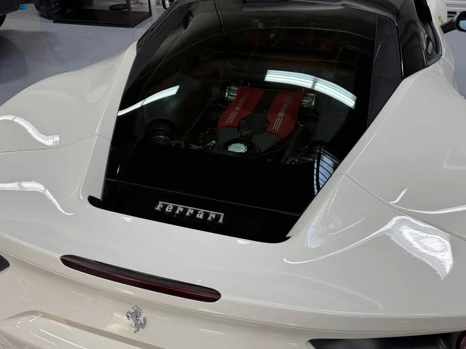 2018 Ferrari 488 GTB - Image 7 of 14