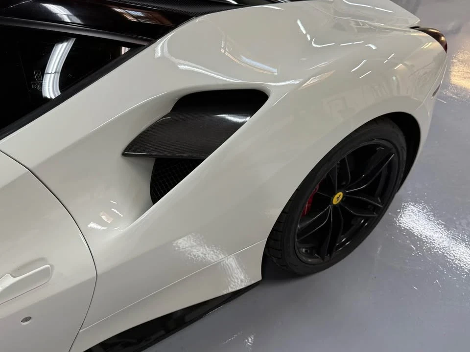 2018 Ferrari 488 GTB - Image 10 of 14