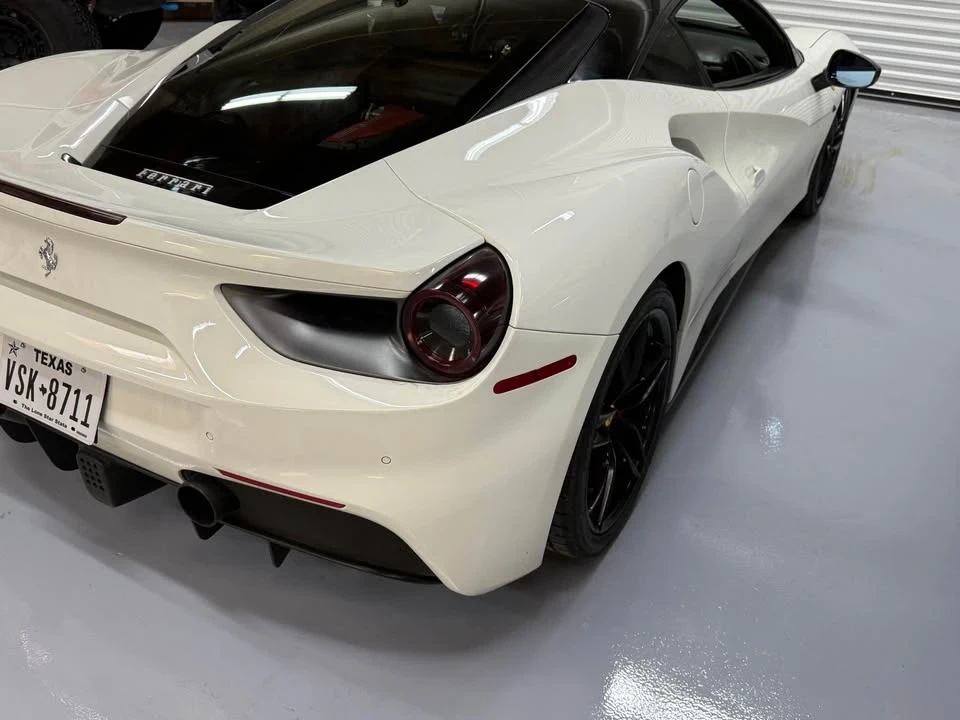 2018 Ferrari 488 GTB - Image 8 of 14