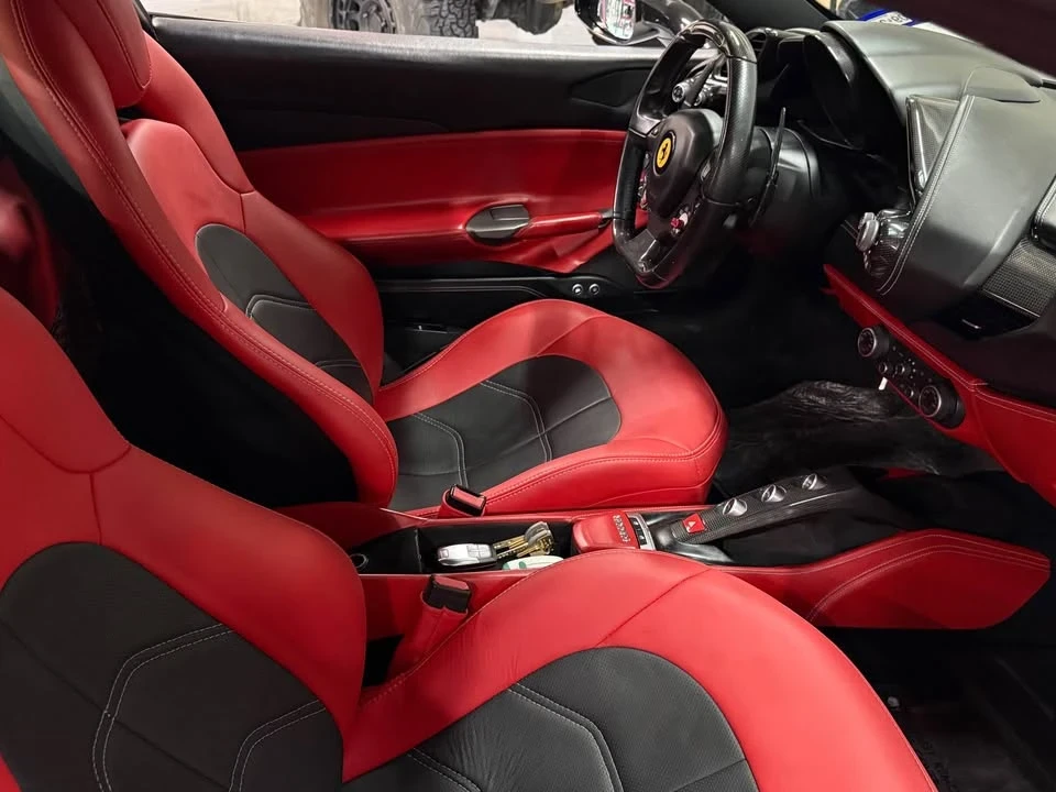 2018 Ferrari 488 GTB - Image 5 of 14