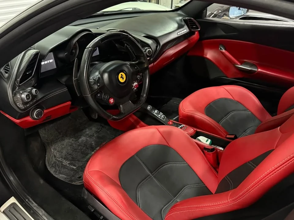 2018 Ferrari 488 GTB - Image 9 of 14
