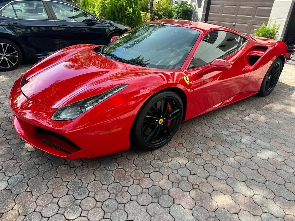 2018 Ferrari 488 GTB - Image 4 of 9