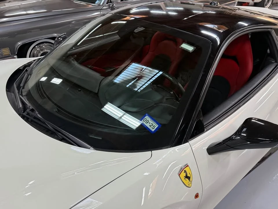 2018 Ferrari 488 GTB - Image 12 of 14