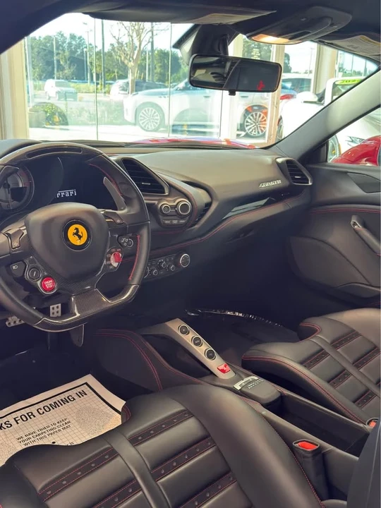 2018 Ferrari 488 GTB - Image 5 of 7