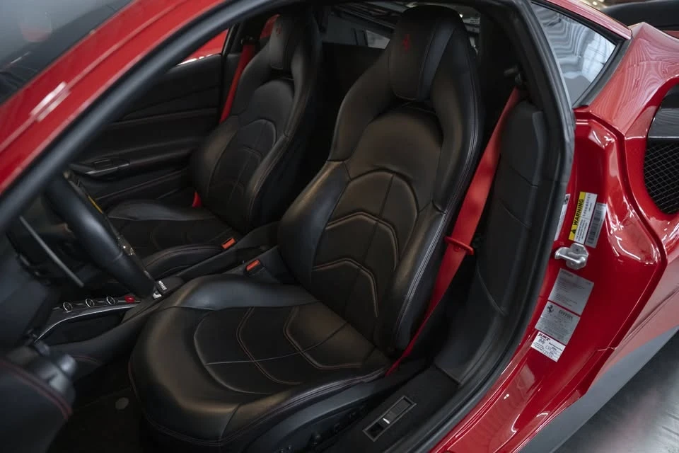2018 Ferrari 488 GTB - Image 12 of 20