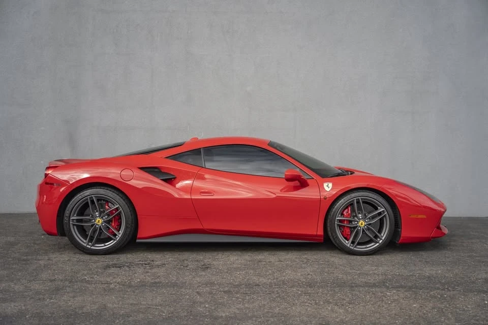 2018 Ferrari 488 GTB - Image 4 of 20