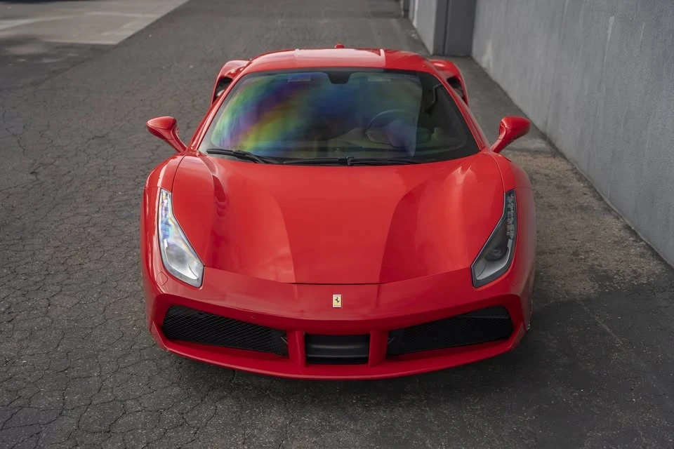 2018 Ferrari 488 GTB - Image 2 of 20