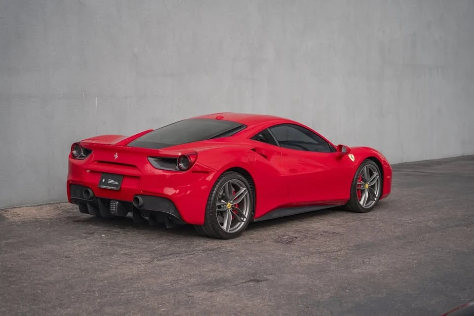 2018 Ferrari 488 GTB - Image 5 of 20