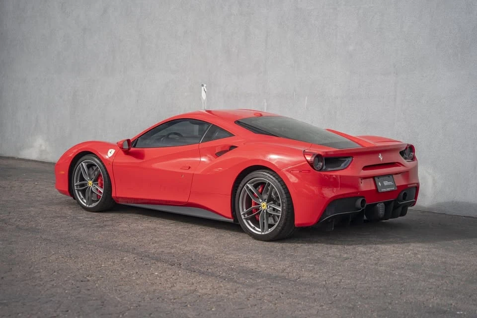 2018 Ferrari 488 GTB - Image 7 of 20
