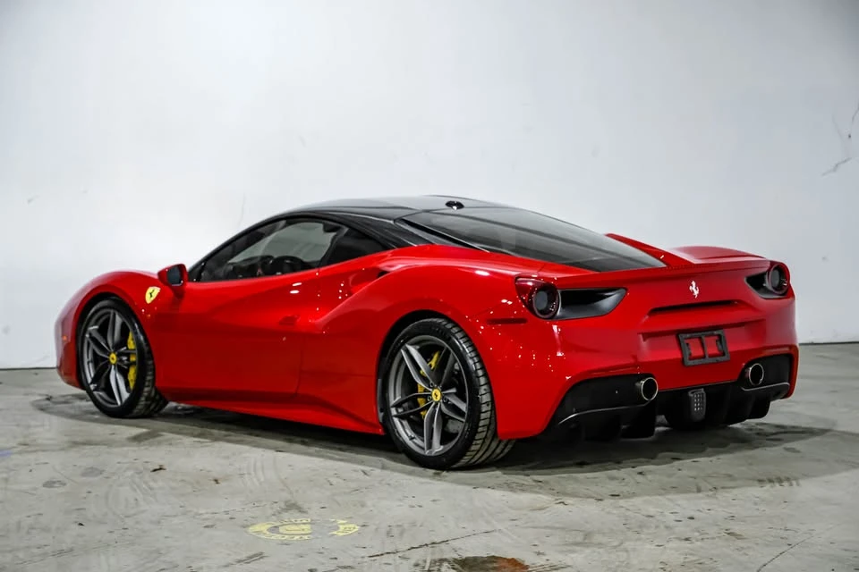 2018 Ferrari 488 GTB - Image 8 of 19