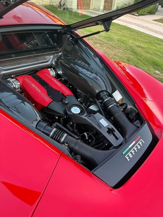 2018 Ferrari 488 GTB - Image 7 of 11