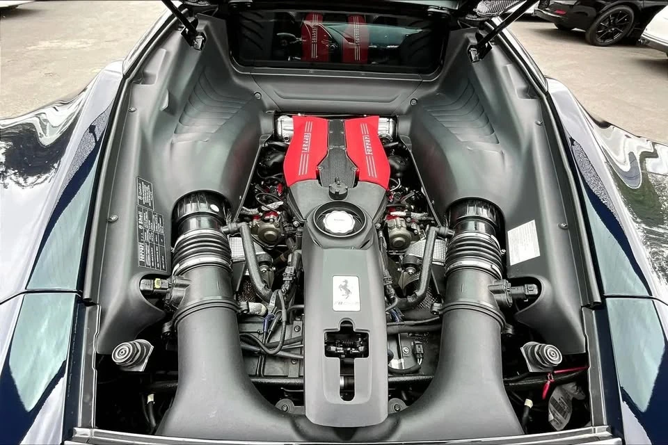 2018 Ferrari 488 GTB - Image 10 of 20