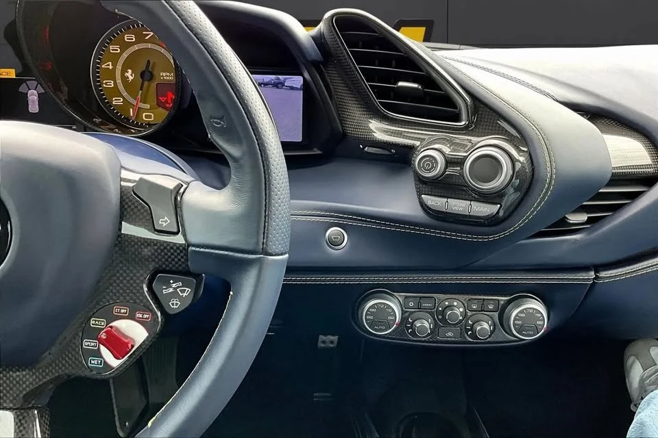 2018 Ferrari 488 GTB - Image 6 of 20