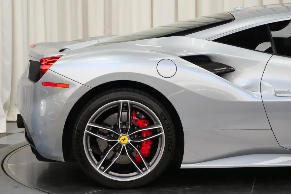 2018 Ferrari 488 GTB - Image 3 of 11
