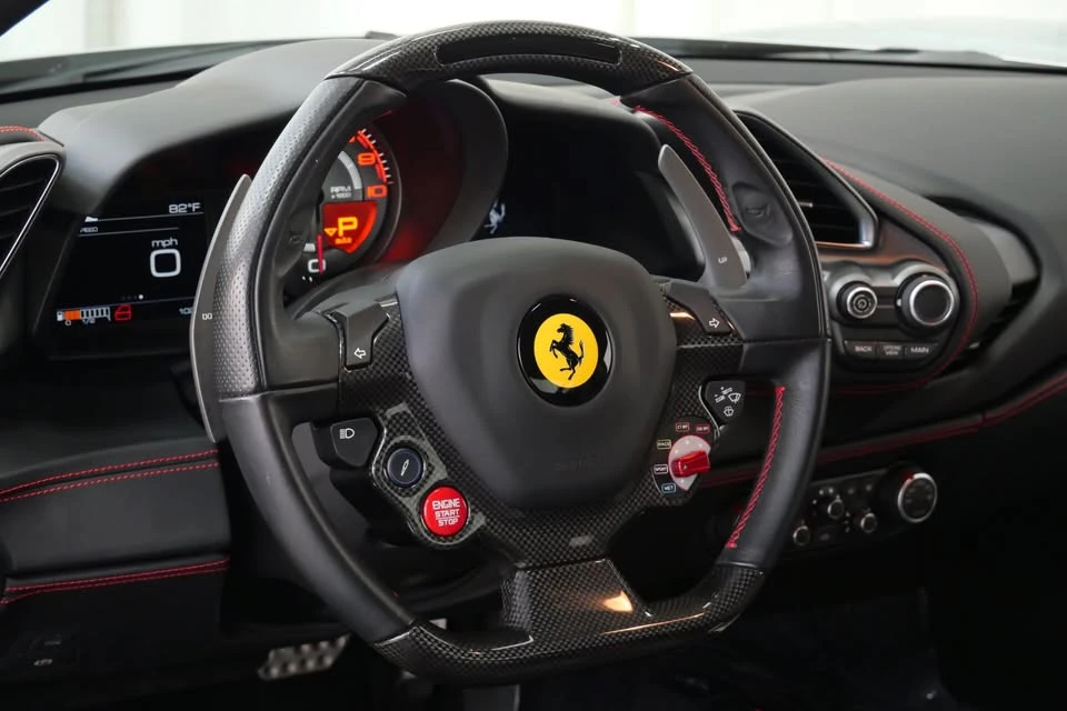 2018 Ferrari 488 GTB - Image 9 of 11