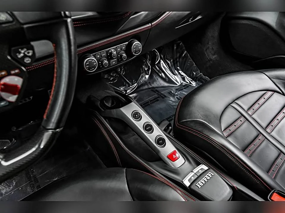 2018 Ferrari 488 GTB - Image 12 of 13
