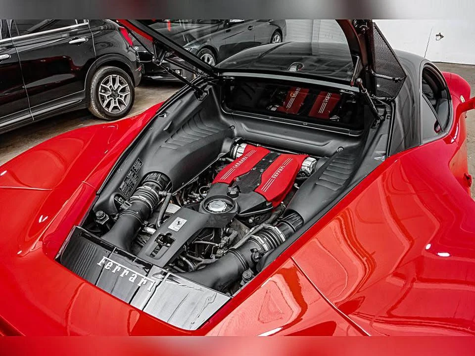 2018 Ferrari 488 GTB - Image 8 of 13