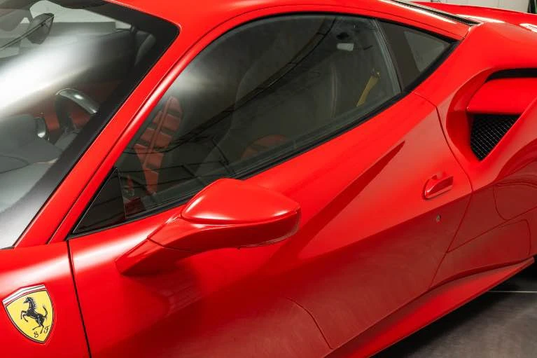 2018 Ferrari 488 GTB - Image 7 of 13