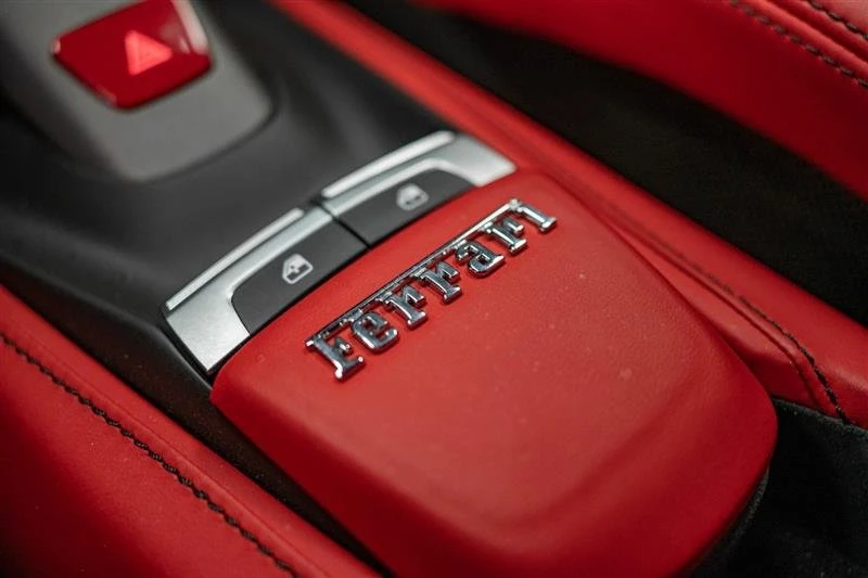 2018 Ferrari 488 GTB - Image 18 of 20