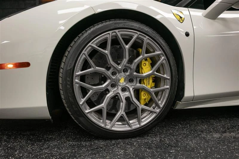 2018 Ferrari 488 GTB - Image 8 of 20