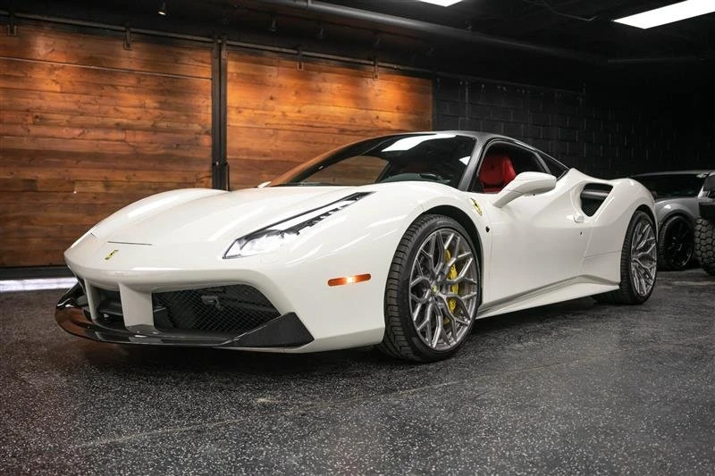 2018 Ferrari 488 GTB - Image 2 of 20