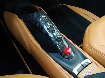2018 Ferrari 488 GTB - Image 16 of 20