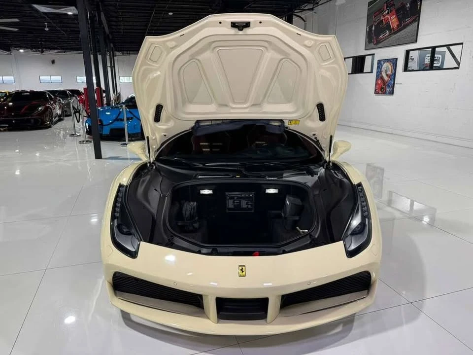 2018 Ferrari 488 GTB - Image 19 of 20