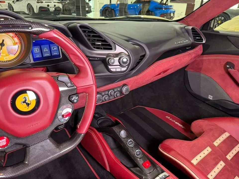 2018 Ferrari 488 GTB - Image 12 of 20