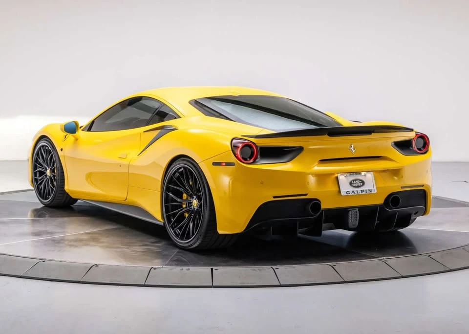 2018 Ferrari 488 GTB - Image 2 of 4