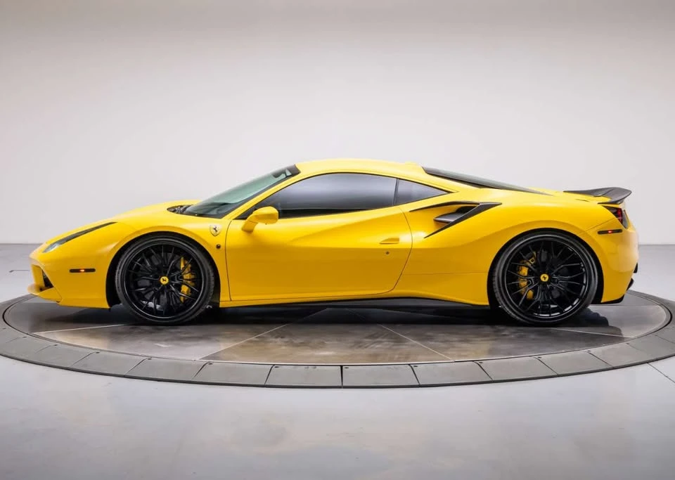 2018 Ferrari 488 GTB - Image 4 of 4