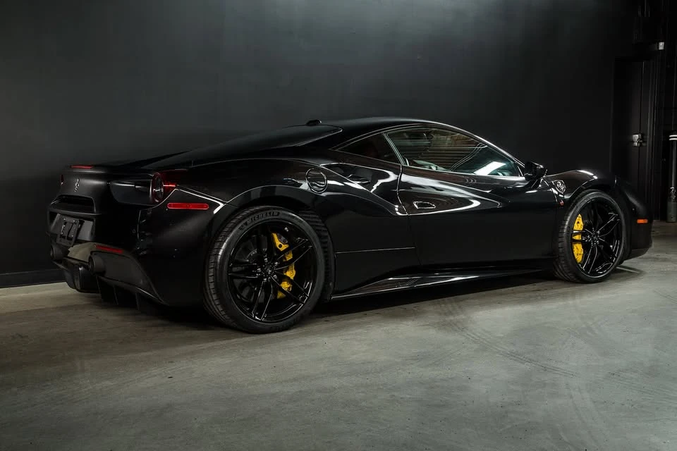 2018 Ferrari 488 GTB - Image 2 of 20