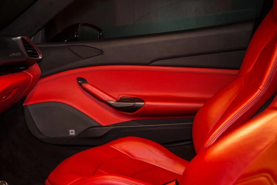 2018 Ferrari 488 GTB - Image 13 of 20