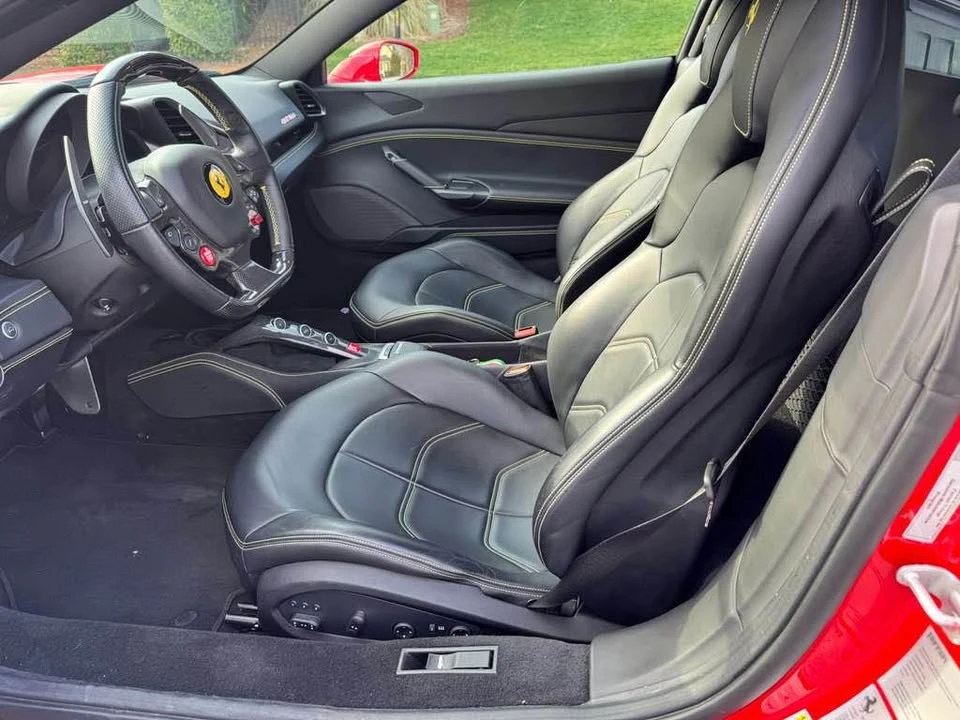 2018 Ferrari 488 GTB - Image 11 of 12