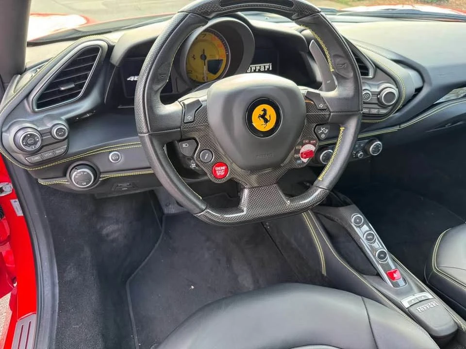 2018 Ferrari 488 GTB - Image 10 of 12