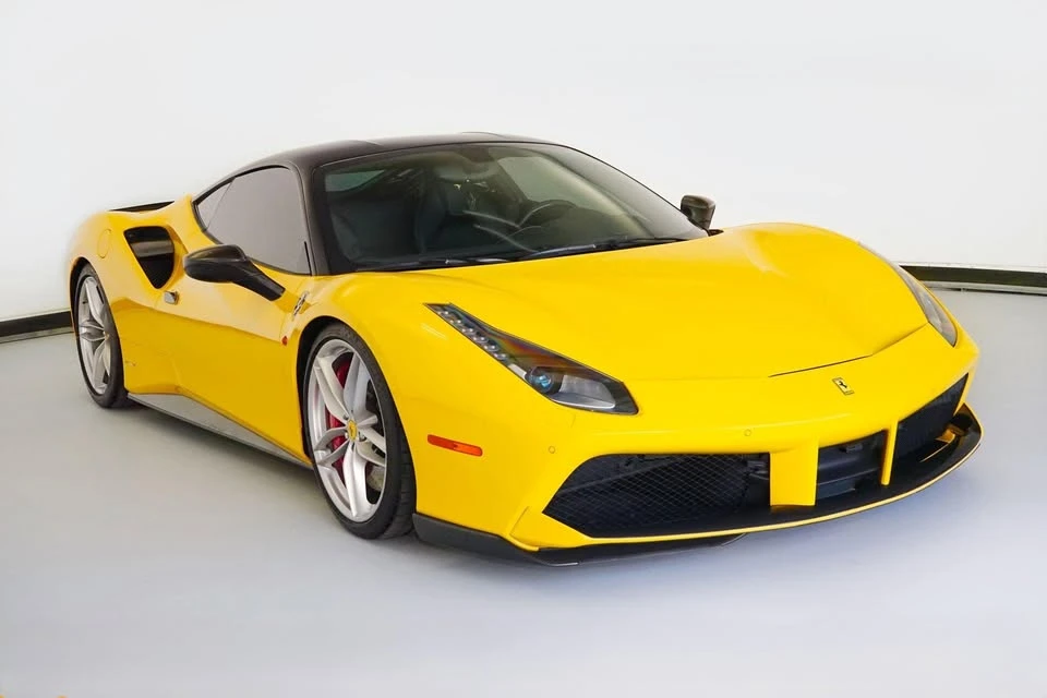 2018 Ferrari 488 GTB - Image 2 of 20
