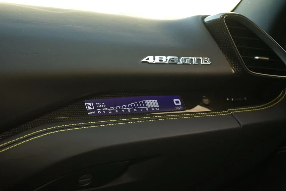 2018 Ferrari 488 GTB - Image 16 of 20