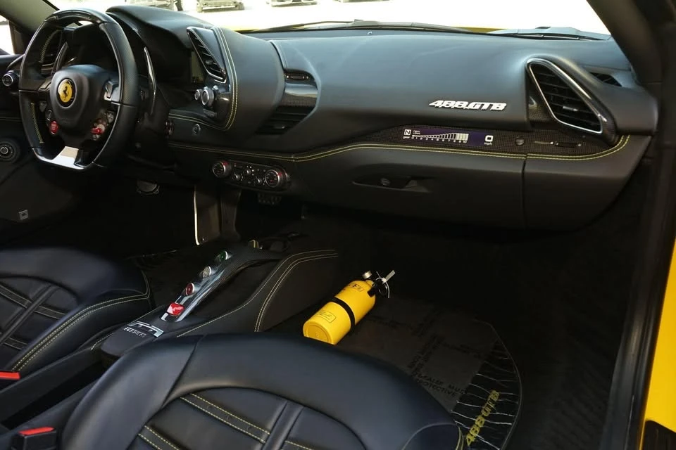 2018 Ferrari 488 GTB - Image 14 of 20