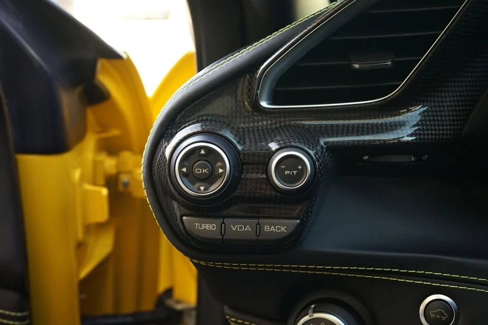 2018 Ferrari 488 GTB - Image 17 of 20