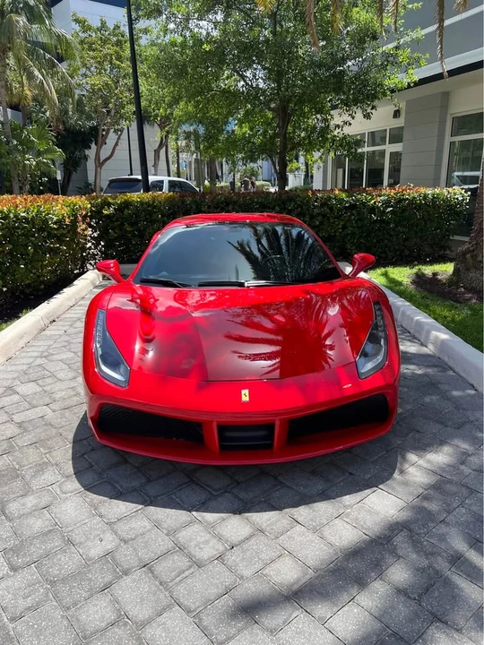 2018 Ferrari 488 GTB - Image 6 of 10